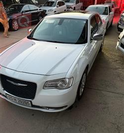 کرایسلەر 300